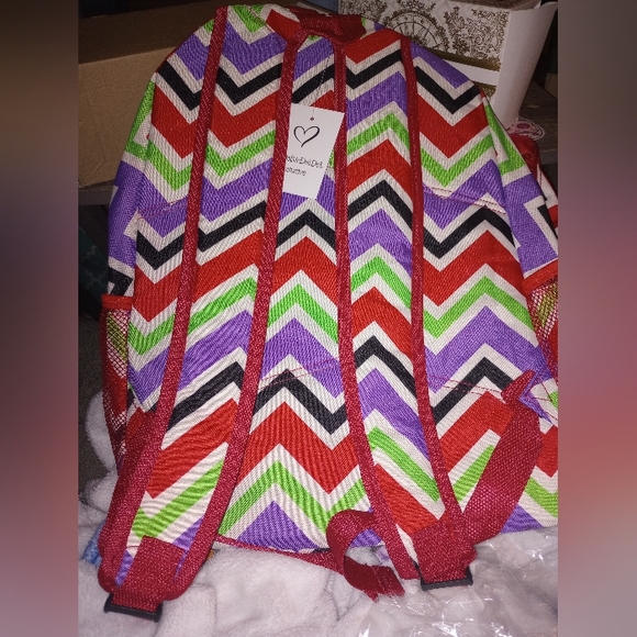 Chevron Pattern Women's Backpack - Picture 2 of 9